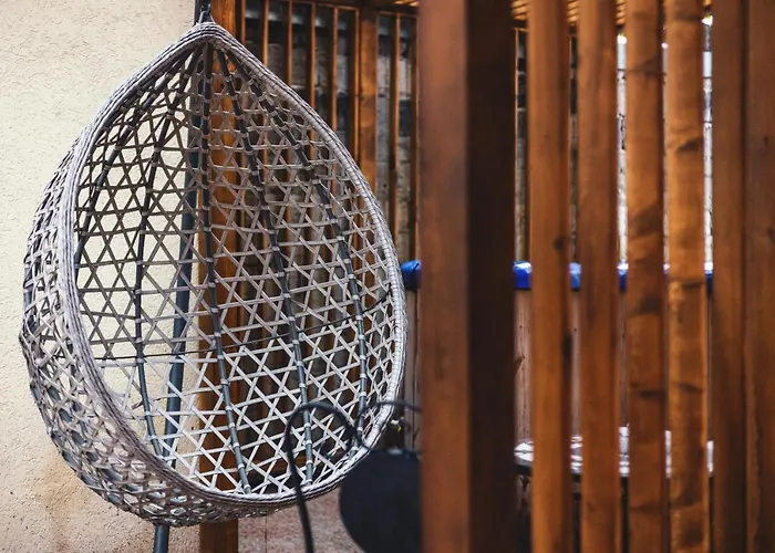 La Cote 26 - Restored Saxon Style House In The Old Town With Jacuzzi And Private Parking * Brasov