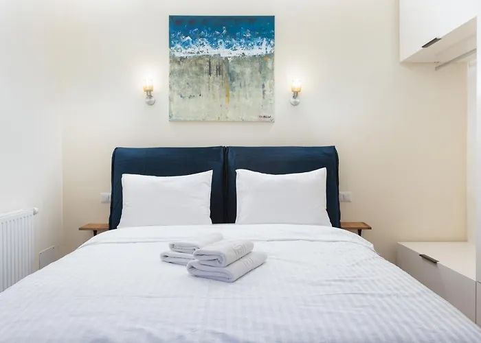 Holiday home La Cote 26 - Restored Saxon Style House In The Old Town With Jacuzzi And Private Parking